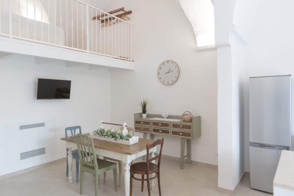 La sala da pranzo e la cucina